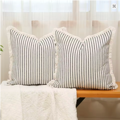 La Housse de Coussin Rayée