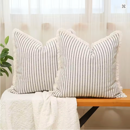 La Housse de Coussin Rayée